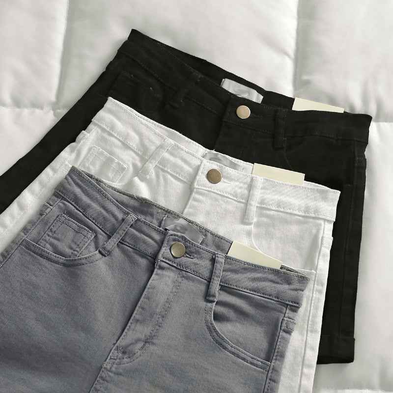 Women's Simple Stretch Denim Shorts  – Plus Size & Small Sizing Casual Jean Shorts | Wild & Comfortable Pull-On Jean Shorts
