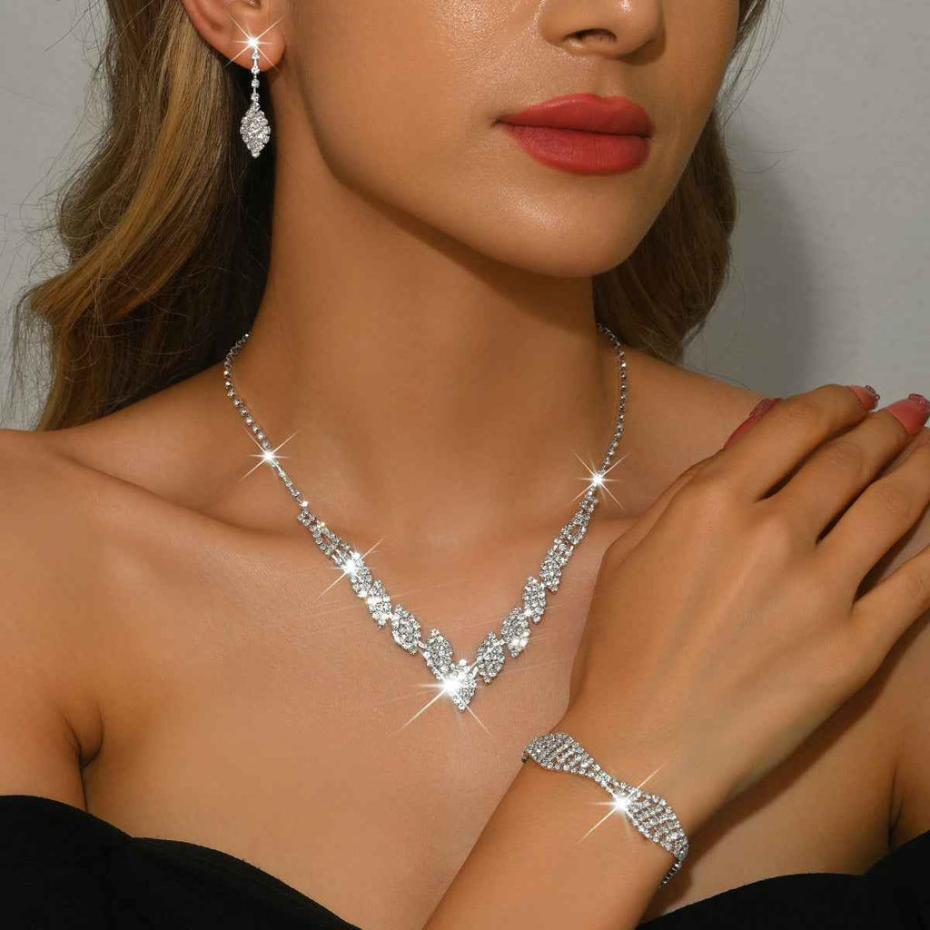 Diamond Rhombus Geometric Necklace Earrings Bracelet Jewelry Set – Sparkling Gold/Silver Finish