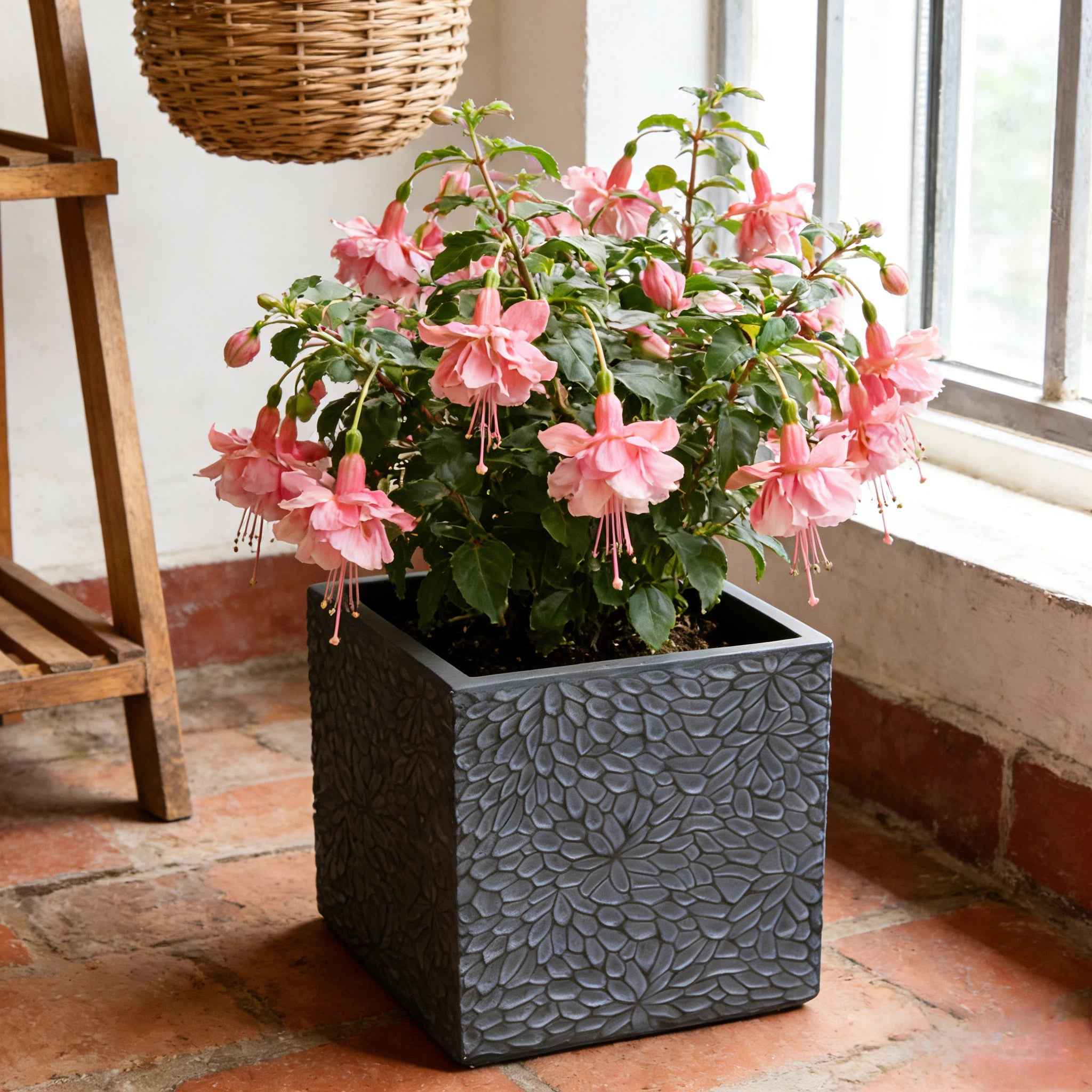 Large Outdoor Indoor Planter, 16.9-14.37-11.6 -9.25  Dia Square Magnesium Oxide Planter Set Of 4, Flower Pots With Drainage Holes,  Modern Design, Grey Color Planter For Home Garden Patio
